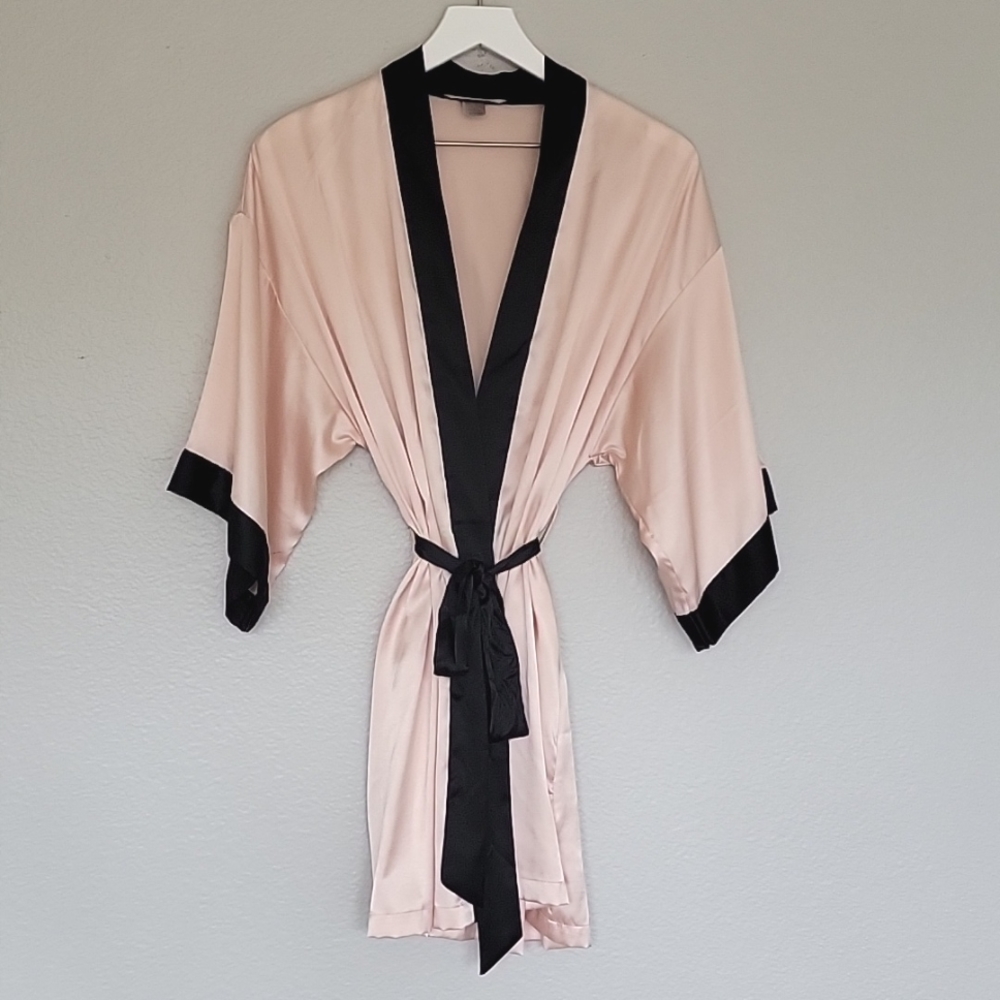 Blush Pink Victoria's Secret Robe